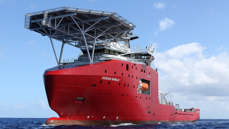 "Ocean Shield" jest wciąż na obszarze, w którym wykryto sygnały. PAP/EPA/LSIS Bradley Darvill.