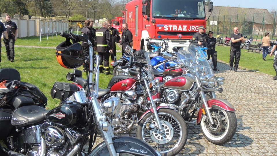 Na uroczystość przyjechali motocykliści i strażacy z Torunia i okolic. Fot. Michał Zaręba