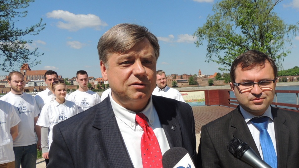 Z lewej Kosma Złotowski, lider kujawsko-pomorskiej listy PiS do Parlamentu Europejskiego. Fot. Michał Zaręba