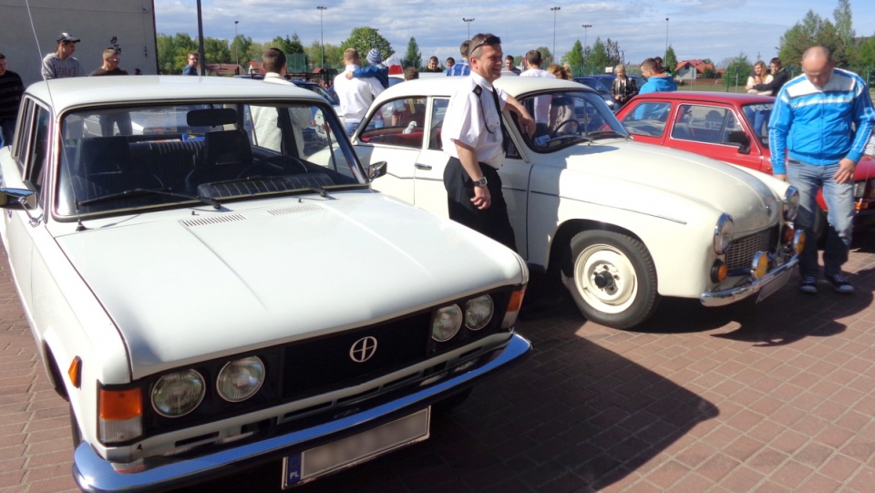 Impreza motoryzacyjna przyciągnęła prawie stu kolekcjonerów z Kujaw i Pomorza. Fot. Marcin Doliński