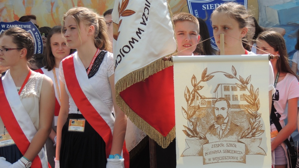 Do grodu nad Brdą przyjechało prawie dwieście osób ze szkół Sienkiewiczowskich w całym kraju. Fot. Tatiana Adonis