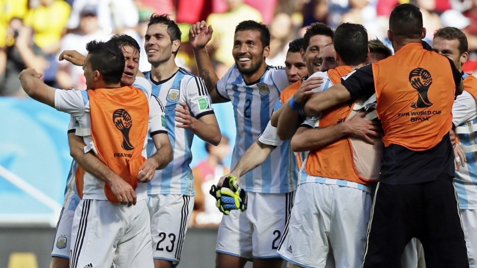 Piłkarze Argentyny po zwycięstwie nad Belgią 1:0 awansowali do półfinału mistrzostw świata. Fot. PAP/EPA