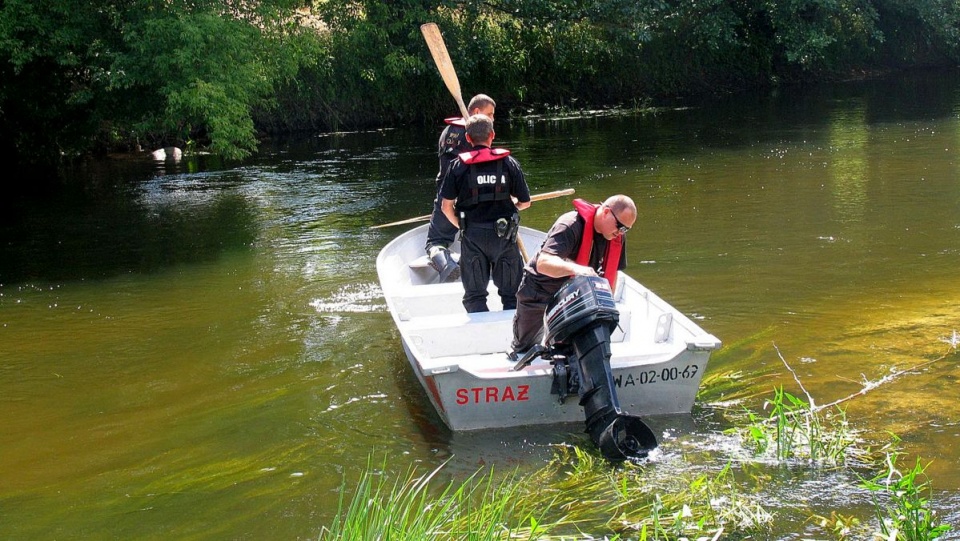 Zwłoki poszukiwanego od stycznia mężczyzny odnaleziono w rzece w miejscowości Kępa. Fot. Policja