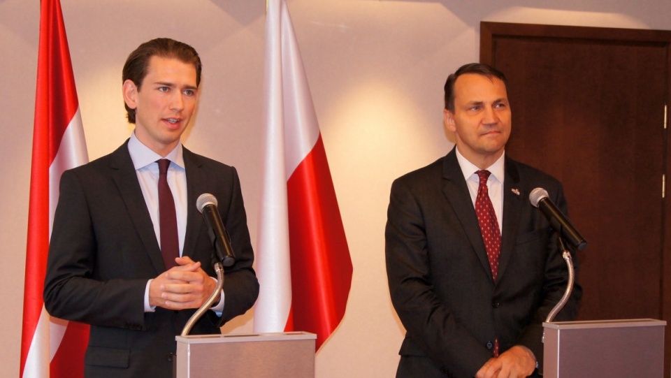 Wspólną konferencję szefów dyplomacji Polski i Austrii - zdominował temat czwartkowej tragedii. Fot. Henryk Żyłkowski