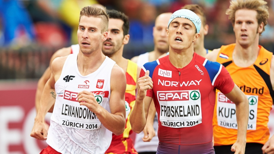 Marcin Lewandowski (Zawisza Bydgoszcz), awansował do środowego półfinału biegu na 800 m. Fot. PAP/Adam Warżawa