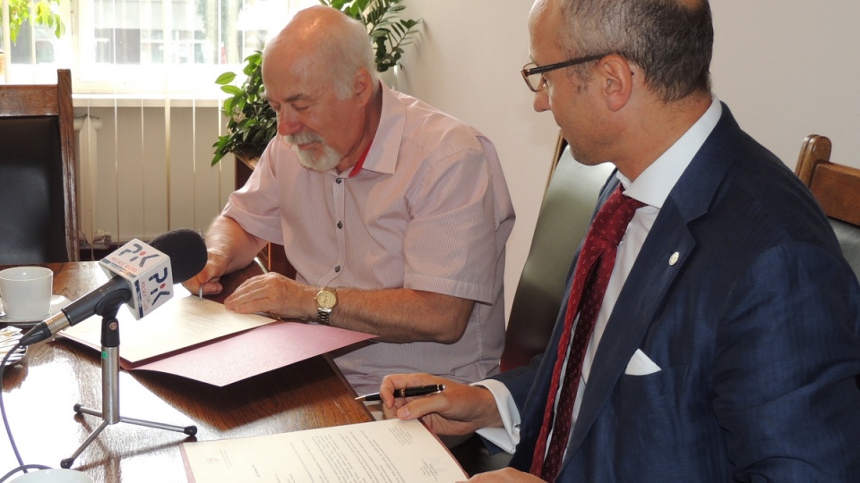 Bydgoski UTP i Grupa Kapitałowa Immobile S.A, podpisały umowę o współpracę. Fot. Tatiana Adonis