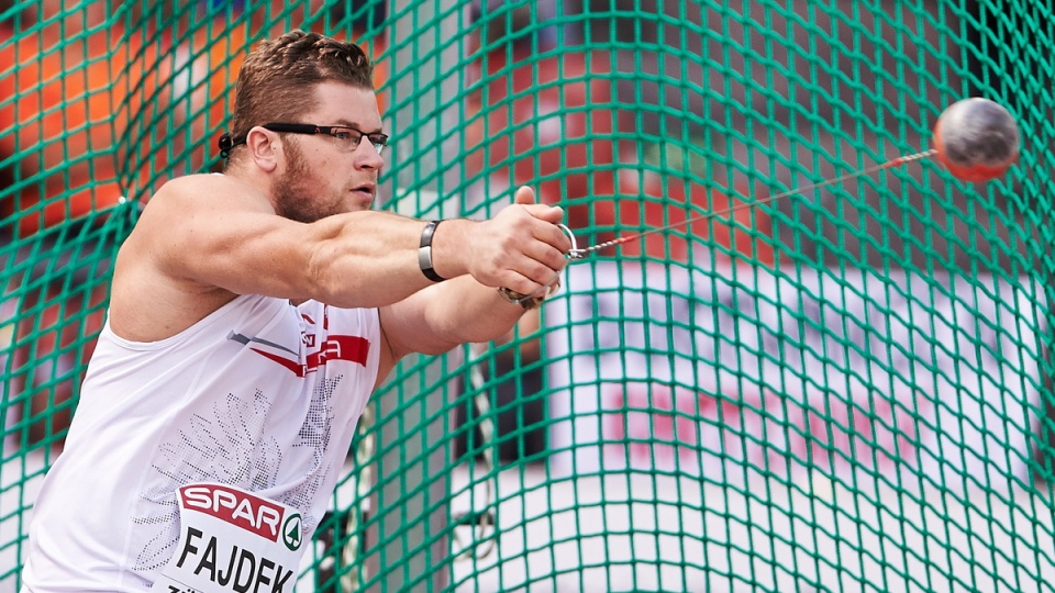 Paweł Fajdek podczas eliminacji rzutu młotem na lekkoatletycznych mistrzostwach Europy w Zurychu. Fot. PAP/Adam Warżawa