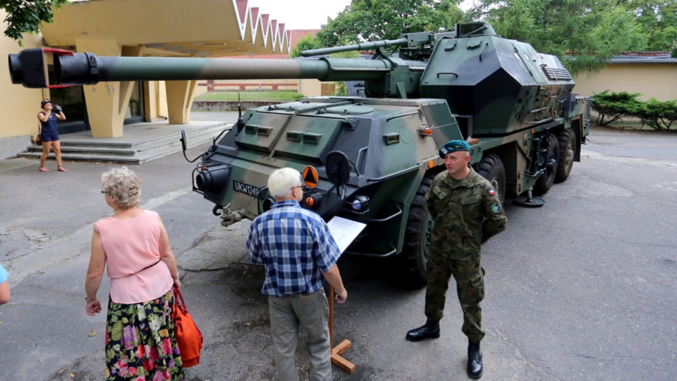 Prezentowano m.in. wyrzutnie rakietowe, armaty, sprzęt przeciwpancerny i broń strzelecką. Fot. Adriana Andrzejewska