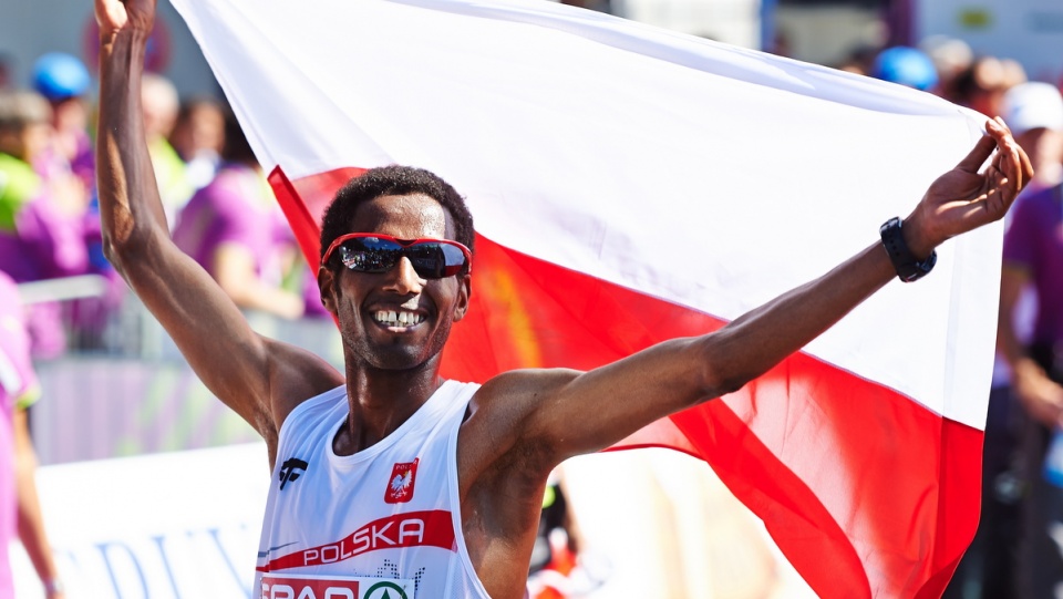 Reprezentujący Polskę Yared Shegumo został wicemistrzem Europy w biegu maratoński. Fot. PAP/Adam Warżawa