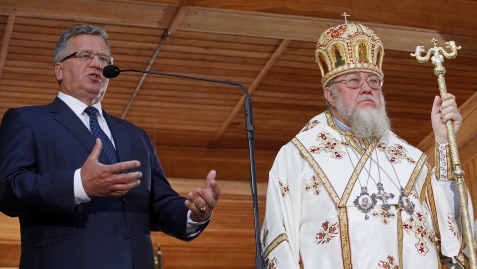 Arcybiskup Sawa i prezydent Bronisław Komorowski podczas uroczystości. Fot. PAP/Artur Reszko
