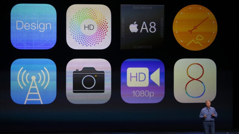 Zapowiedziano też nową wresję systemu operacyjnego iOS 8. Fot. PAP/EPA/MONICA DAVEY
