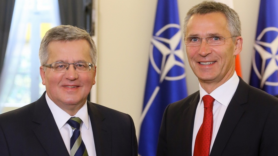 Prezydent RP i sekretarz generalny NATO podczas spotkania w Pałacu Prezydenckim. Fot. PAP/Paweł Supernak