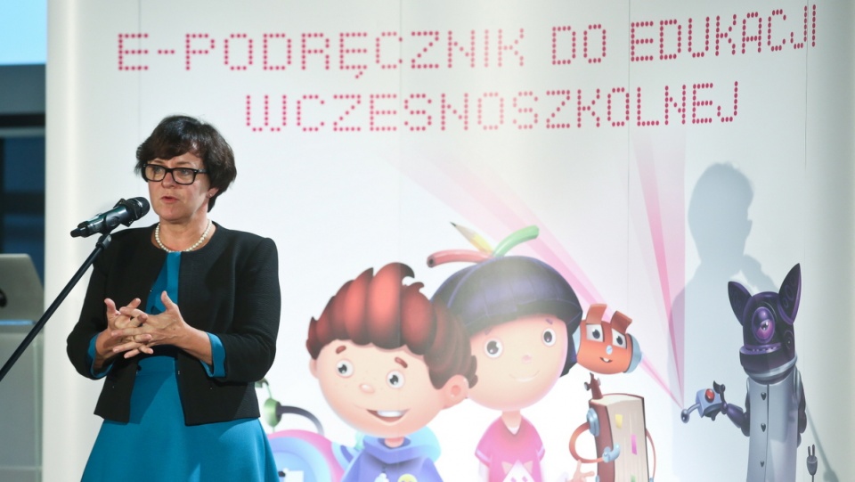 Minister edukacji narodowej podczas konferencji pt. "E-podręcznik do edukacji wczesnoszkolnej". Fot PAP/Rafał Guz