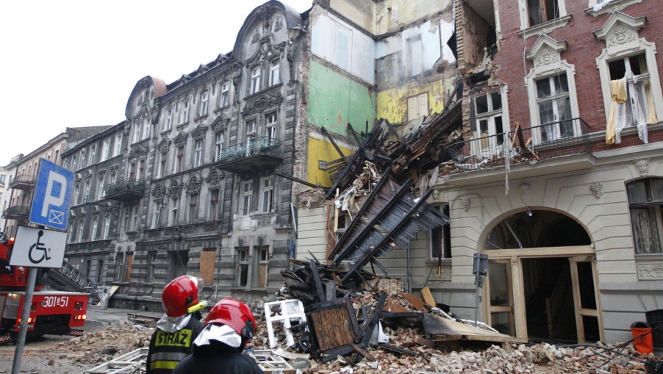 Gruzowisko kamienicy w Katowicach, którą zniszczył wybuch gazu. Fot. PAP/Andrzej Grygiel