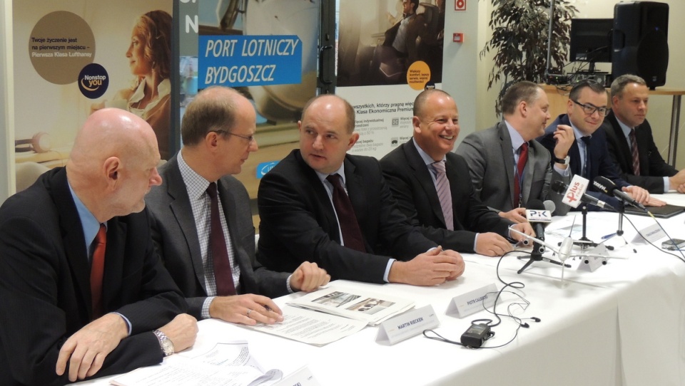 Konferencja prasowa zapowiadająca nowe połączenia Bydgoszczy z Frankfurtem. Fot. Maciej Wilkowski