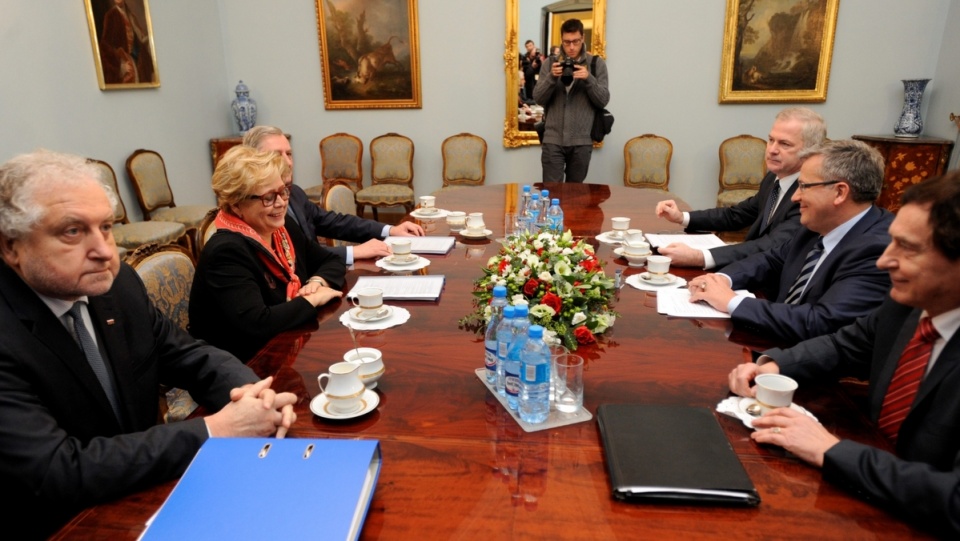 Prezesi organów wskazujących kandydatów do składu PKW podczas spotkania z prezydentem RP Bronisławem Komorowskim. Fot. PAP/Bartłomiej Zborowski