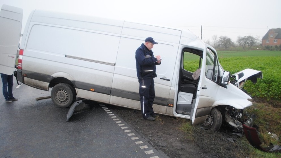 Na drodze nr 15 często ostatnio dochodzi do wypadków. Fot. Policja