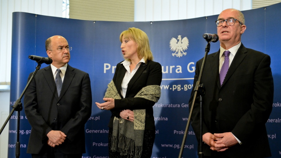 Prokurator generalny Republiki Dominikańskiej Francisco Dominquez Brito (L) oraz prokurator generalny Andrzej Seremet (P) podczas konferencji prasowej w Warszawie. Fot. PAP/Marcin Obara