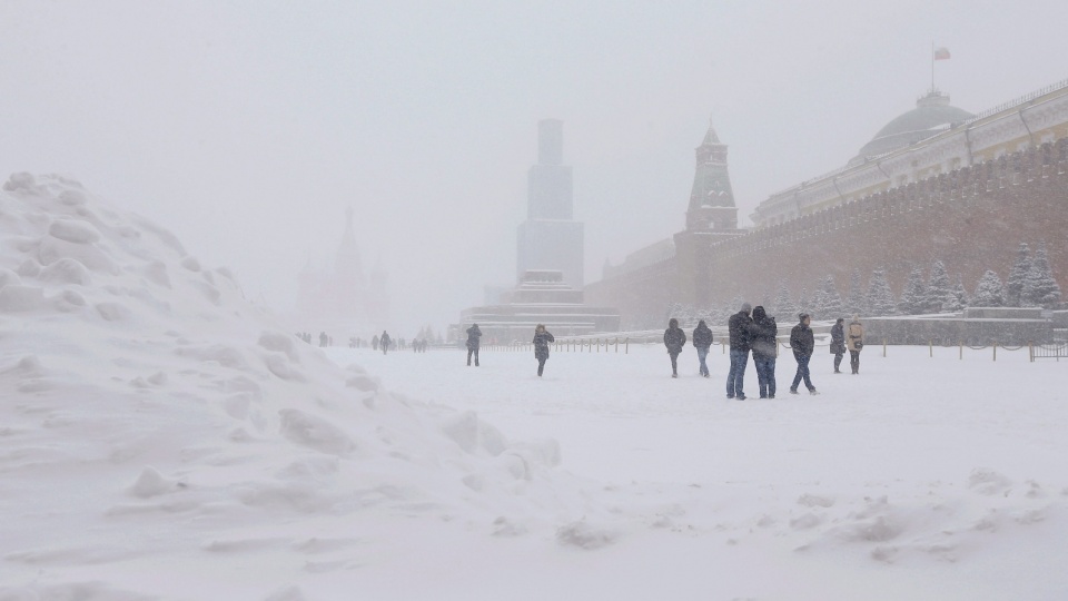 Burza śnieżna przeszła nad Moskwą. Fot. PAP/EPA
