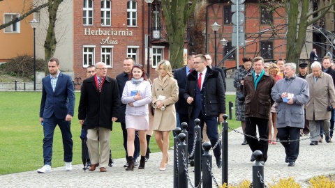 W drodze na konferencję prasową. Fot. Tatiana Adonis