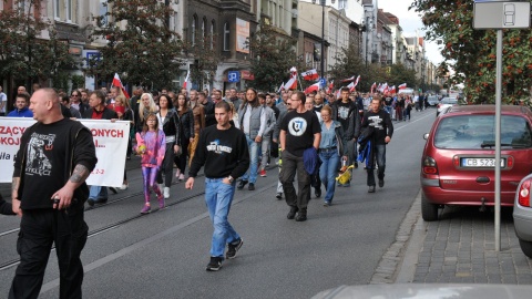 W Bydgoszczy przez centrum miasta przeszedł marsz antyimigracyjny. Fot. Tomasz Kaźmierski