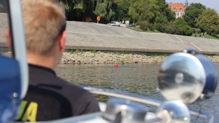 Kto wyłowi auto, które wpadło do Wisły w Toruniu