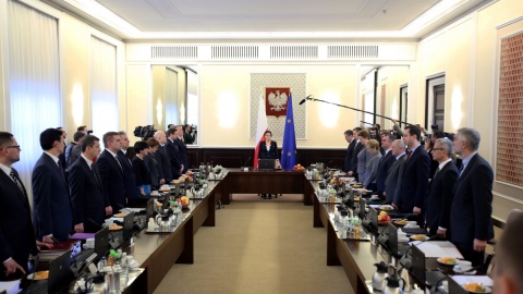 Sejm i ministrowie minutą ciszy uczcili pamięć Józefa Oleksego