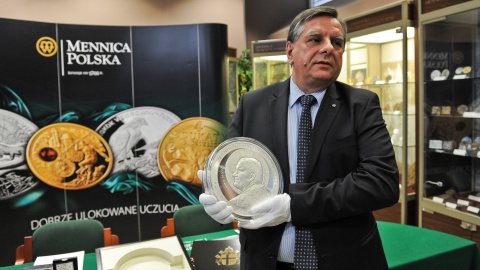 Rekordowa moneta mennicy polskiej z Janem Pawłem II waży 10 kg
