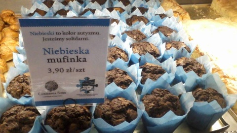 Niebieskie muffinki uwrażliwiają bydgoszczan na problem autyzmu