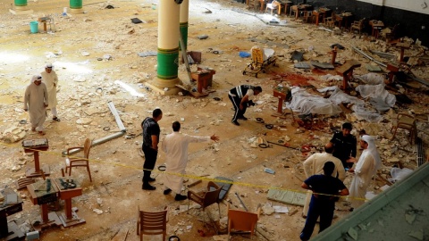 Kuwejt25 zabitych, ponad 200 rannych w zamachu w szyickim meczecie [wideo]