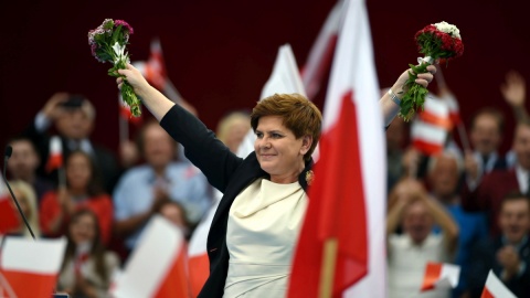 Szydło odwiedza Bełchatów, bo to symbol zwycięskiej kampanii Dudy