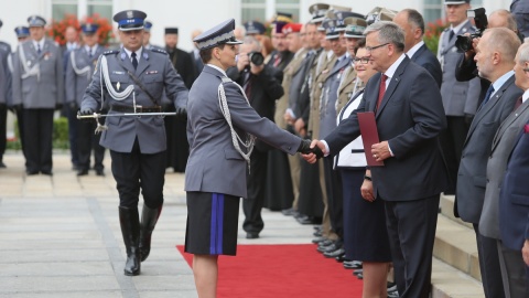 Prezydent wręczył nominacje generalskie sześciorgu oficerom policji