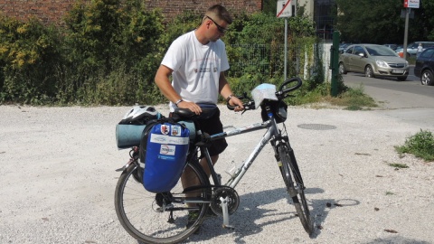 Toruński podróżnik przemierzy 3 i pół tysiąca kilometrów na rowerze
