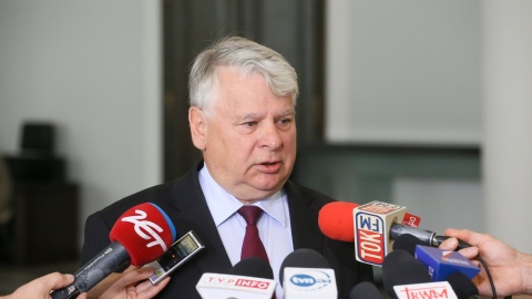 Borusewicz: nie zgodzę się na ingerencję w treść lub termin referendum