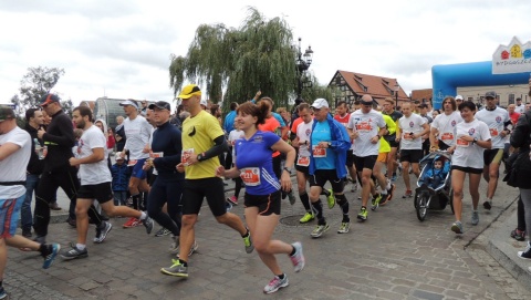 Głośny bieg RocknRun w Bydgoszczy