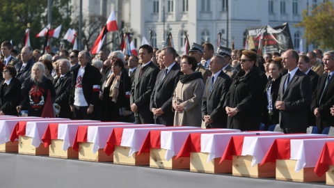 Uroczystości odsłonięcia panteonu-mauzoleum na Łączce na Wojskowych Powązkach