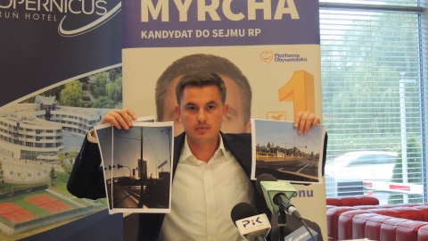 Radny Arkadiusz Myrcha o plakatach wyborczych PiS