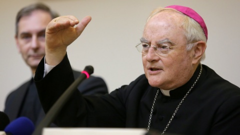 Abp. Hoser: synod pokazał, że na świecie jest kryzys rodziny