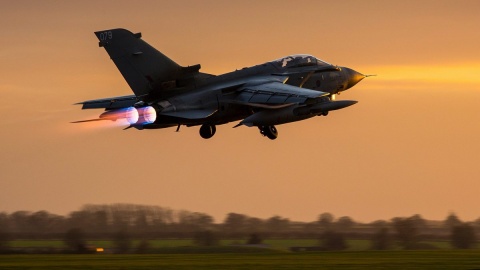 Parlament brytyjski wyraził zgodę na naloty RAF na cele IS w Syrii