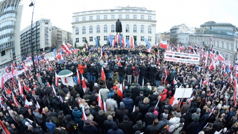 W Warszawie V Marsz Wolności i Solidarności, organizowany przez PiS