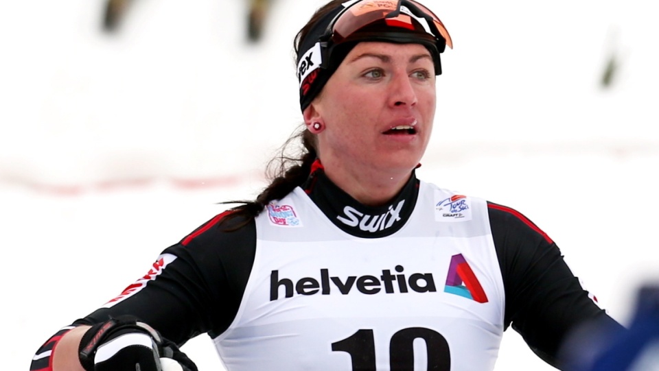 Polka Justyna Kowalczyk na mecie biegu na 10 km techniką klasyczną na dochodzenie podczas zawodów narciarskiego cyklu Tour de Ski w niemieckim Oberstdorfie. Fot. PAP/Grzegorz Momot