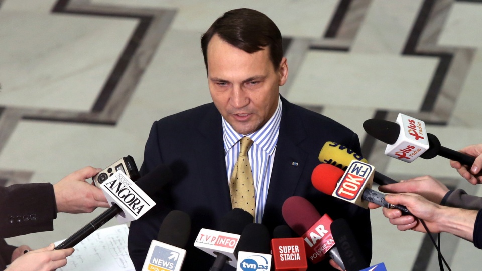 "Apeluję do Piotra Dudy o merytoryczną dyskusję o reformie polskiego górnictwa" - powiedział Radosław Sikorski. Fot. PAP/Tomasz Gzell