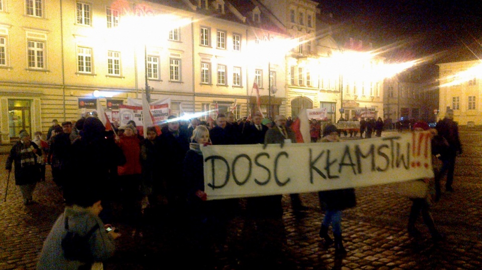 Jak mówili uczestnicy marszu - "w Polsce zagrożona jest demokracja, a ludzie są manipulowani". Fot. Andrzej Krystek