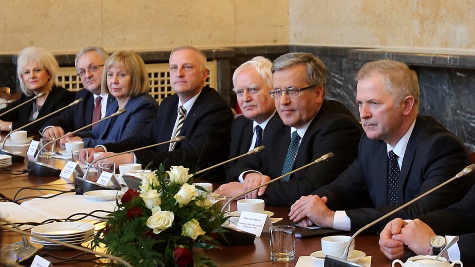 "Jest wielka szansa na zakończenie konfliktu" - powiedział w Katowicach Bronisław Komorowski. Fot. PAP/Marek Zimny