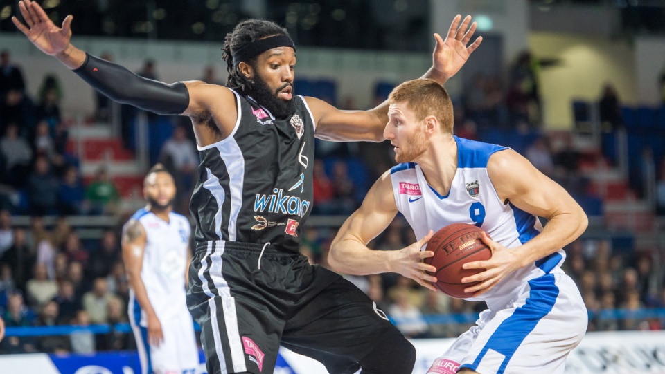 Koszykarze Polskiego Cukru Toruń pokonali drużynę Wikana Start Lublin podczas meczu Tauron Basket Ligi rozegranego w Toruniu. Fot. PAP/Tytus Żmijewski