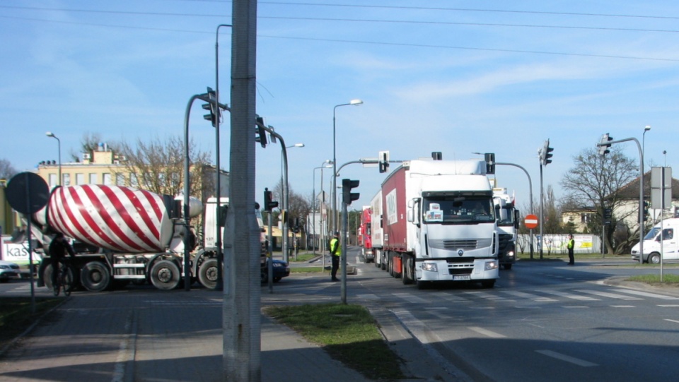 Transportowcy z Kujawsko-Pomorskiego włączyli się do ogólnopolskiego protestu. Fot. Andrzej Krystek