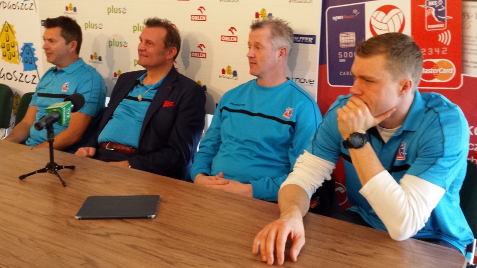 Szkoleniowcem bydgoskiej drużyny po zakończeniu sezonu zostanie Piotr Makowski (L). Fot. Eryk Hełminiak