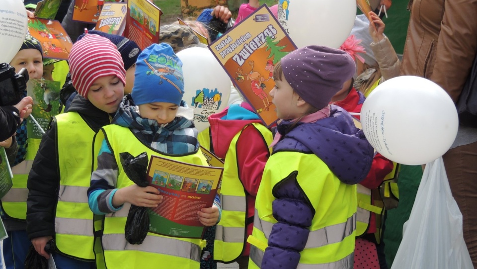 Na placu Wolności zorganizowano happening ekologiczny pod hasłem „Pachnąca wiosna”. Fot. Tatiana Adonis