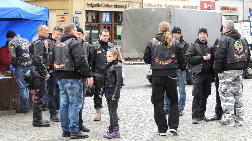 Bydgoscy motocykliści oddawali krew i zachęcali do tego innych. Fot. Tatiana Adonis