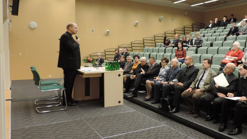 Jednym z organizatorów konferencji była Papieska Rada ds Środków Społecznego Przekazu. Fot. Lech Przybyliński